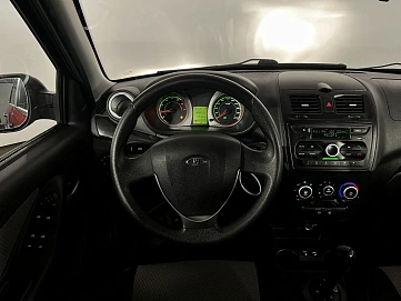 Lada (ВАЗ) , 2017г., передний привод, робот