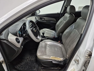 Chevrolet Cruze, 2013г., передний привод, механика