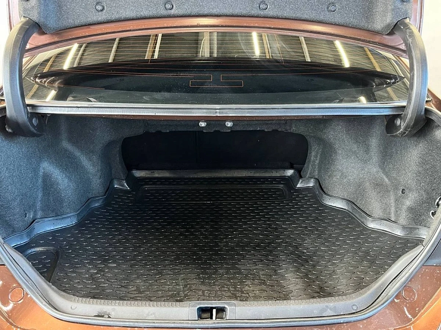 Toyota Camry, 2017г., передний привод, автомат