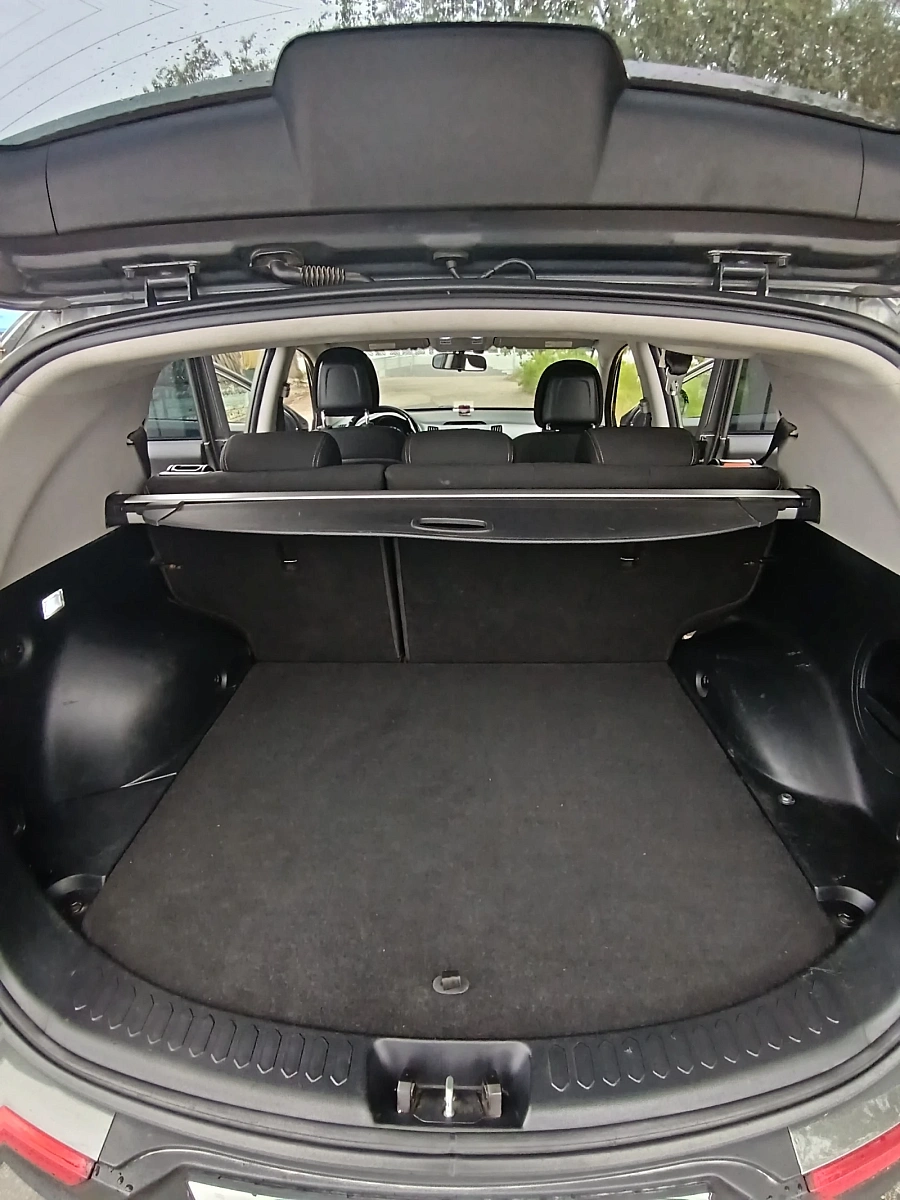 Kia Sportage, 2012г., передний привод, автомат