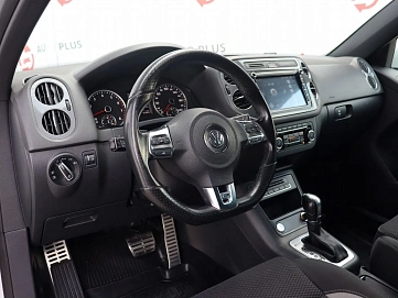 Volkswagen Tiguan, 2014г, полный привод, робот