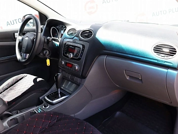 Ford Focus, 2010г, передний привод, автомат