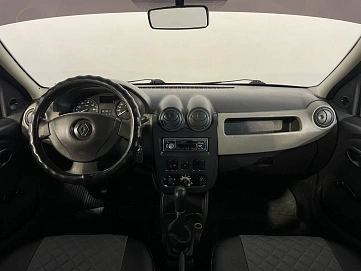 Renault Logan, 2010г, передний привод, механика