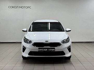 Kia Ceed, 2021г, передний привод, робот