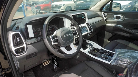 Kia Sorento, 2022г, передний привод, автомат