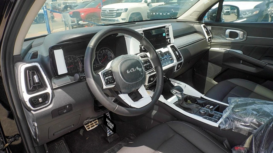Kia Sorento, 2022г., передний привод, автомат