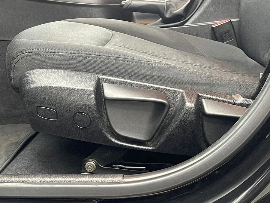 BMW 1 серии, 2013г., задний привод, автомат