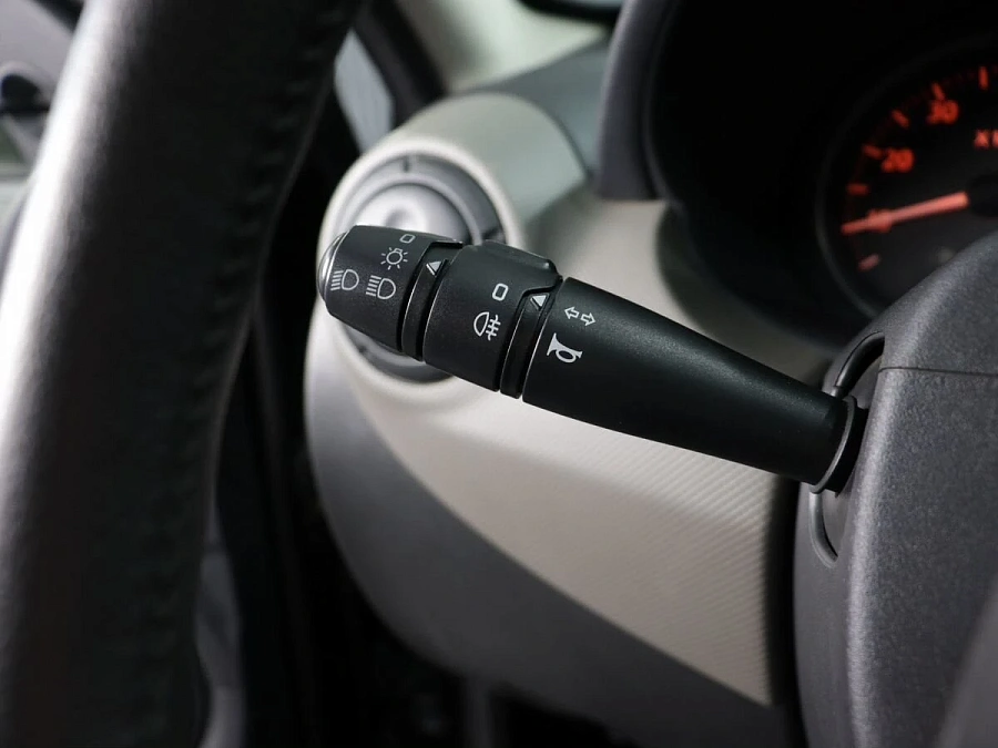 Renault Sandero, 2011г., передний привод, механика