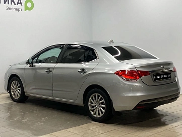 Citroen C4, 2015г, передний привод, автомат