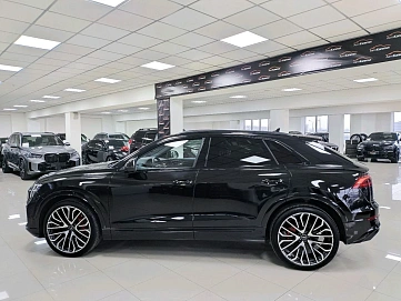 Audi Q8, 2024г, полный привод, автомат