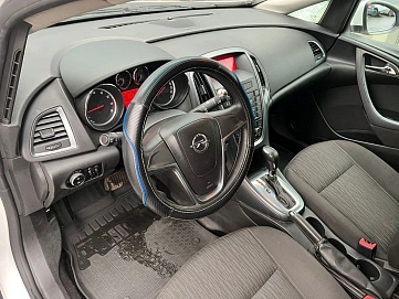Opel Astra, 2012г, передний привод, автомат