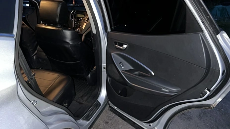 Hyundai Santa Fe, 2013г, передний привод, механика