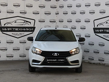 Lada (ВАЗ) Vesta, 2016г, передний привод, механика