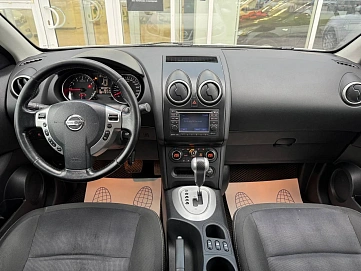 Nissan Qashqai, 2013г, передний привод, вариатор