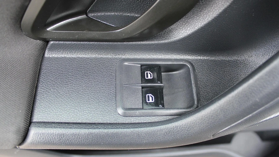 Skoda Fabia, 2011г., передний привод, механика