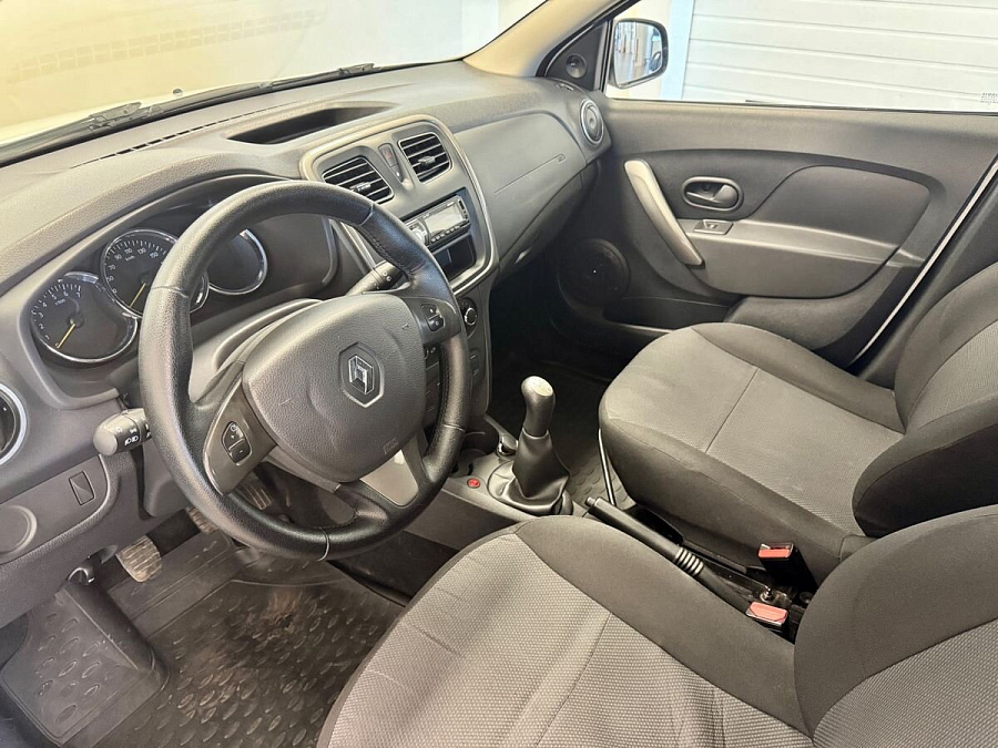 Renault Sandero, 2016г., передний привод, механика