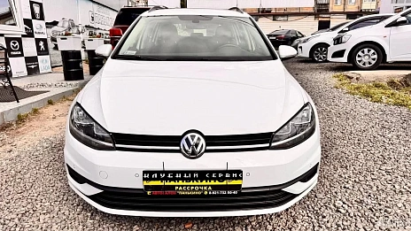 Volkswagen Golf, 2019г, передний привод, робот