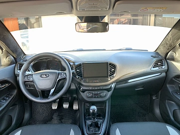 Lada (ВАЗ) Vesta, 2019г, передний привод, механика
