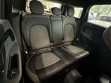 Mini , 2020г., передний привод, робот