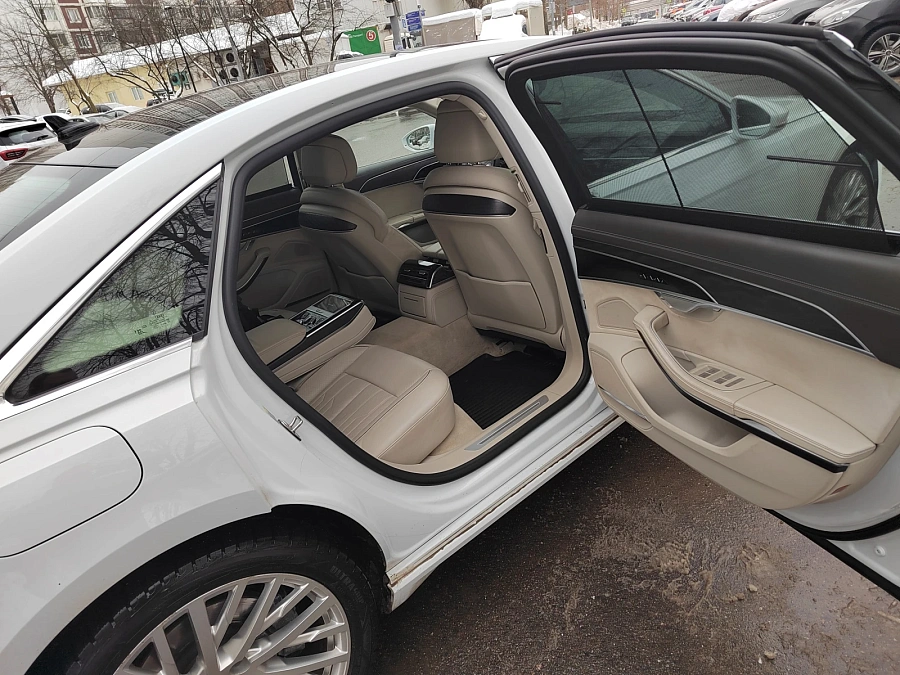 Audi A8, 2018г., полный привод, автомат