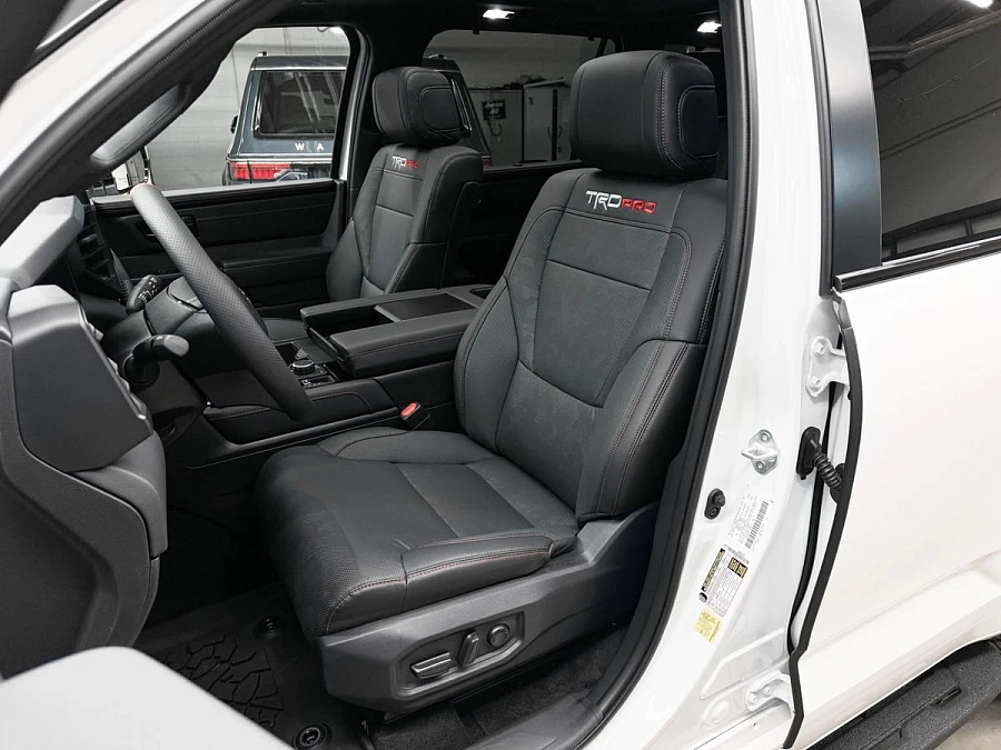 Toyota Sequoia, 2025г., полный привод, автомат