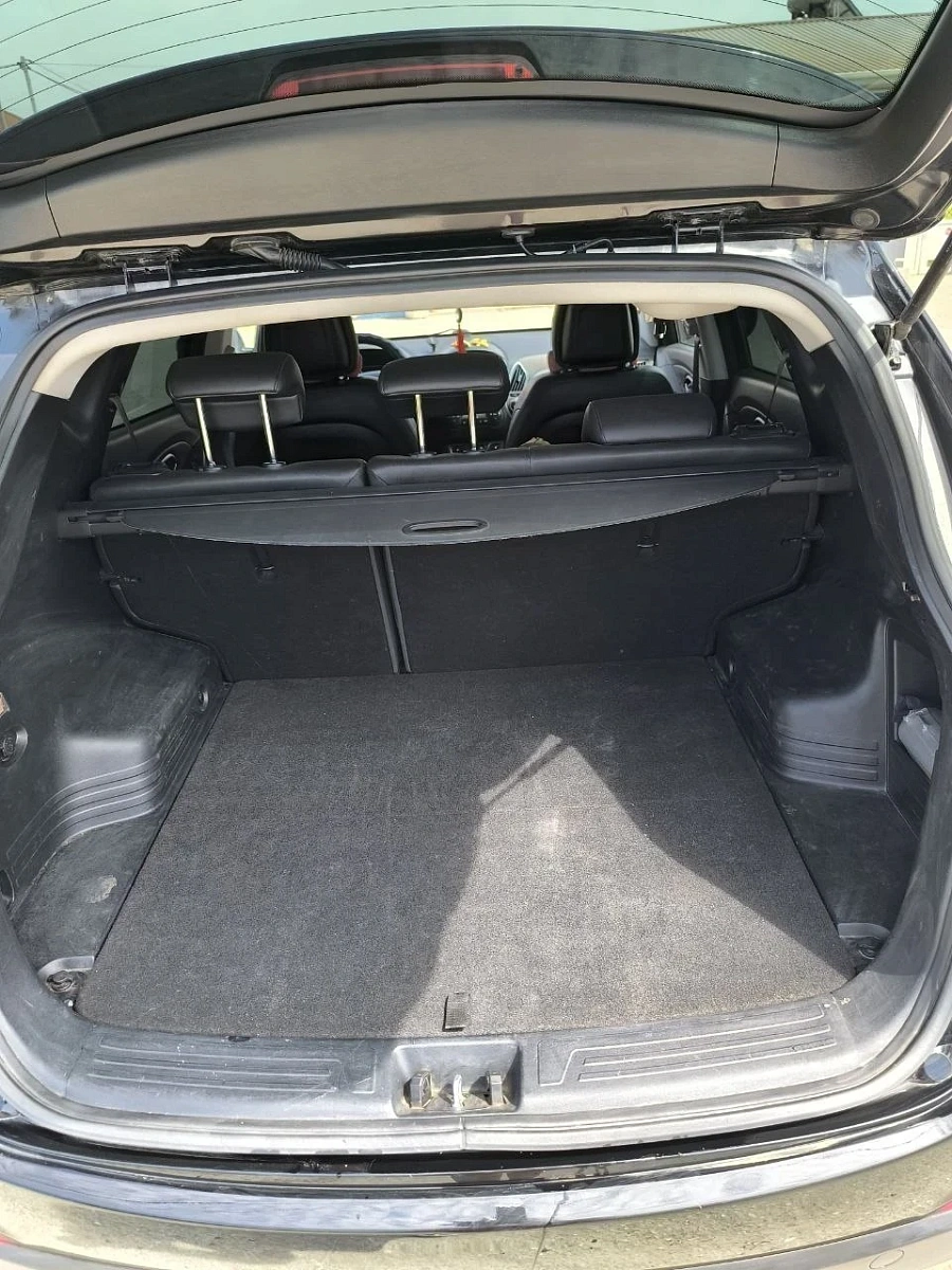 Hyundai ix35, 2015г., передний привод, автомат