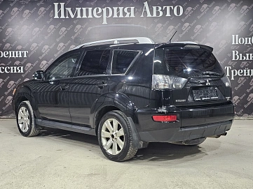 Mitsubishi Outlander, 2010г, передний привод, вариатор