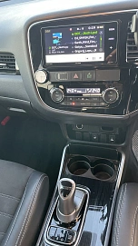 Mitsubishi Outlander, 2018г, полный привод, автомат