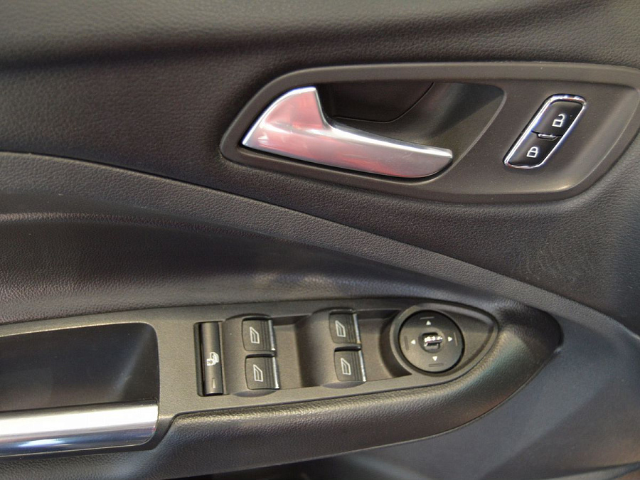Ford Kuga, 2014г., передний привод, автомат