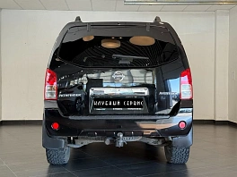 Nissan Pathfinder, 2012г, передний привод, механика