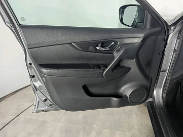 Nissan X-Trail, 2016г, передний привод, вариатор