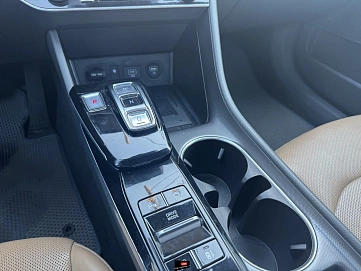 Hyundai Sonata, 2020г., передний привод, автомат