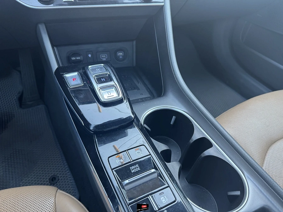 Hyundai Sonata, 2020г., передний привод, автомат
