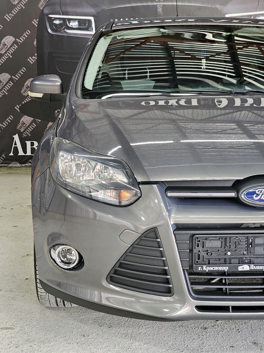 Ford Focus, 2011г., передний привод, робот