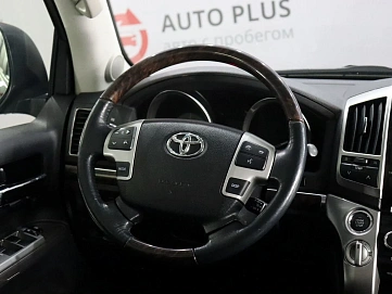 Toyota Land Cruiser, 2014г, полный привод, автомат