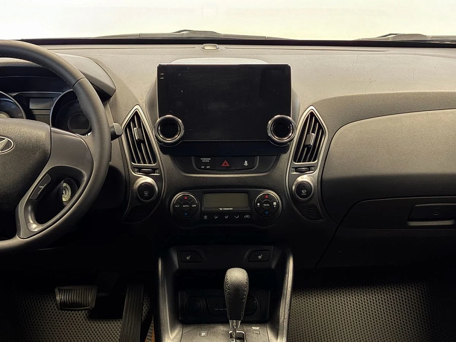 Hyundai ix35, 2014г., передний привод, автомат