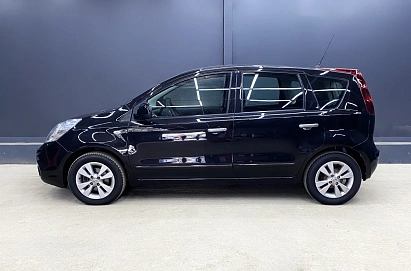 Nissan Note, 2010г, передний привод, автомат