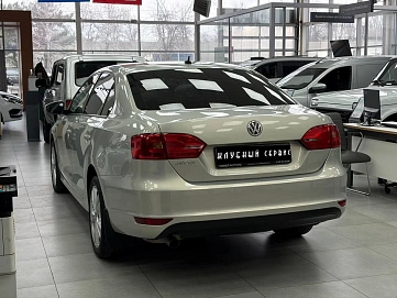 Volkswagen Jetta, 2014г, передний привод, автомат