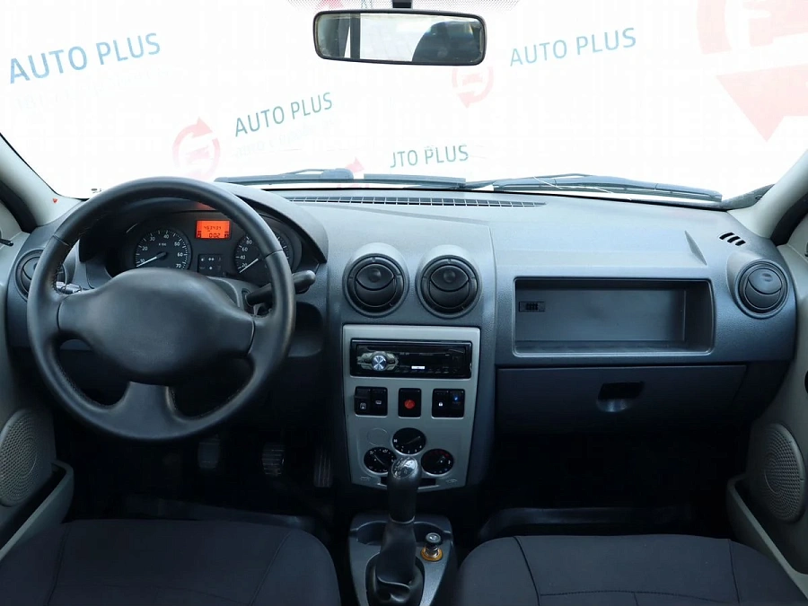 Renault Logan, 2008г., передний привод, механика