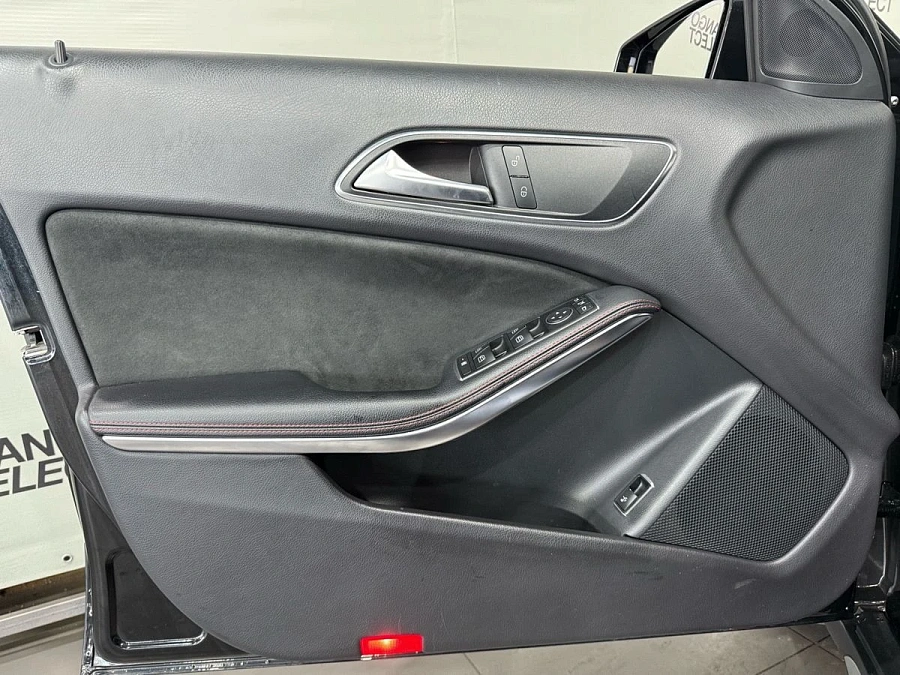 Mercedes-Benz GLA, 2016г., полный привод, робот