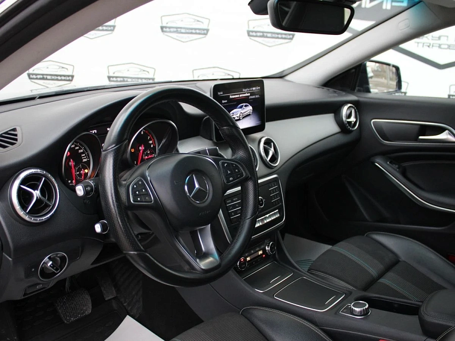 Mercedes-Benz CLA, 2017г., передний привод, робот