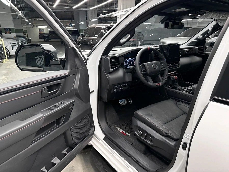 Toyota Sequoia, 2025г., полный привод, автомат
