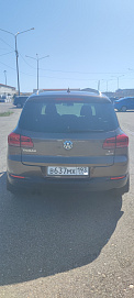 Volkswagen Tiguan, 2014г, передний привод, робот