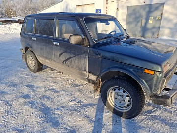 Lada (ВАЗ) 2131 (4x4), 2012г, полный привод, механика
