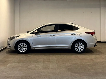 Hyundai Solaris, 2020г, передний привод, автомат