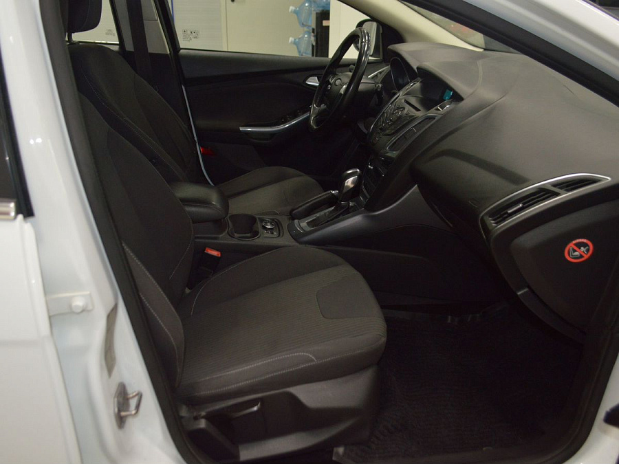 Ford Focus, 2013г., передний привод, робот