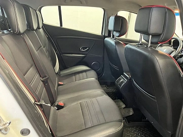 Renault Megane, 2013г, передний привод, механика