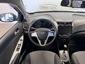 Hyundai Solaris, 2011г, передний привод, автомат