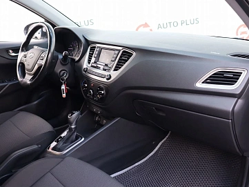 Hyundai Solaris, 2020г, передний привод, автомат