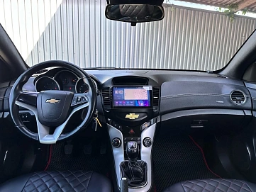 Chevrolet Cruze, 2011г, передний привод, механика